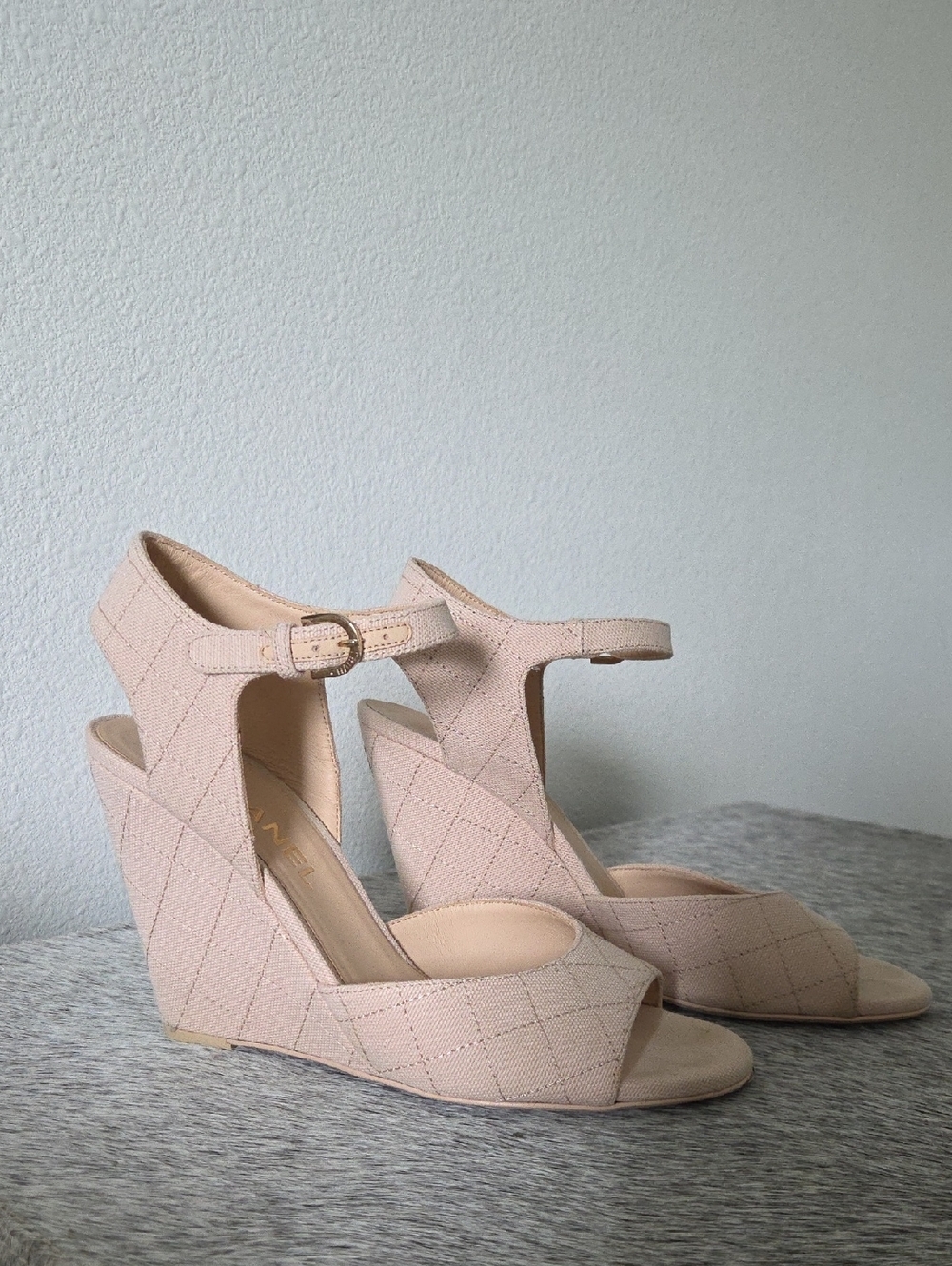 CHANEL 23C Quilted Wedge Sandals Open Toe Ankle Strap EU 38 - Picture 11 of 12